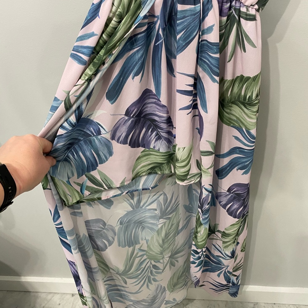 Romper - Picture 2 of 4